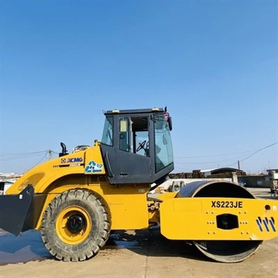 Дорожный каток Xcmg Xs223